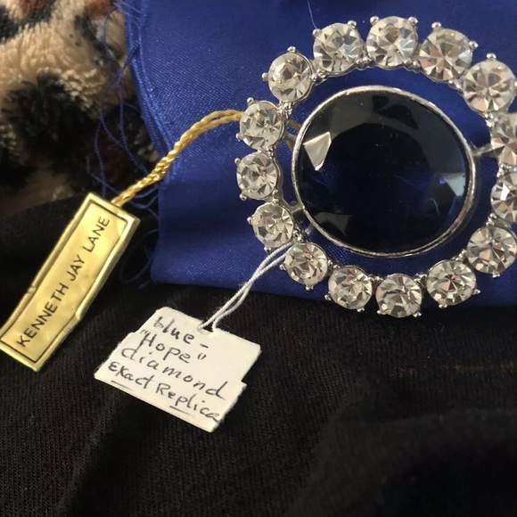 KENNETH J LANE BLUE GLASS HOPE DIAMOND REPLICA BROOCH PIN ROYAL - Picture 8 of 8